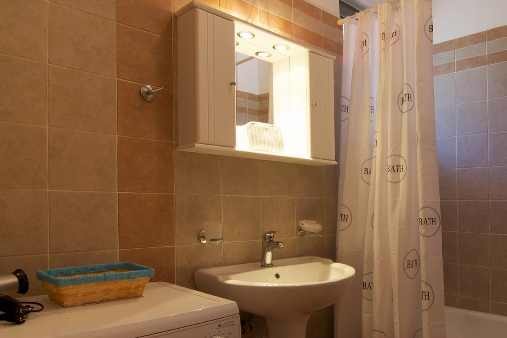 Loutra Resort Room photo