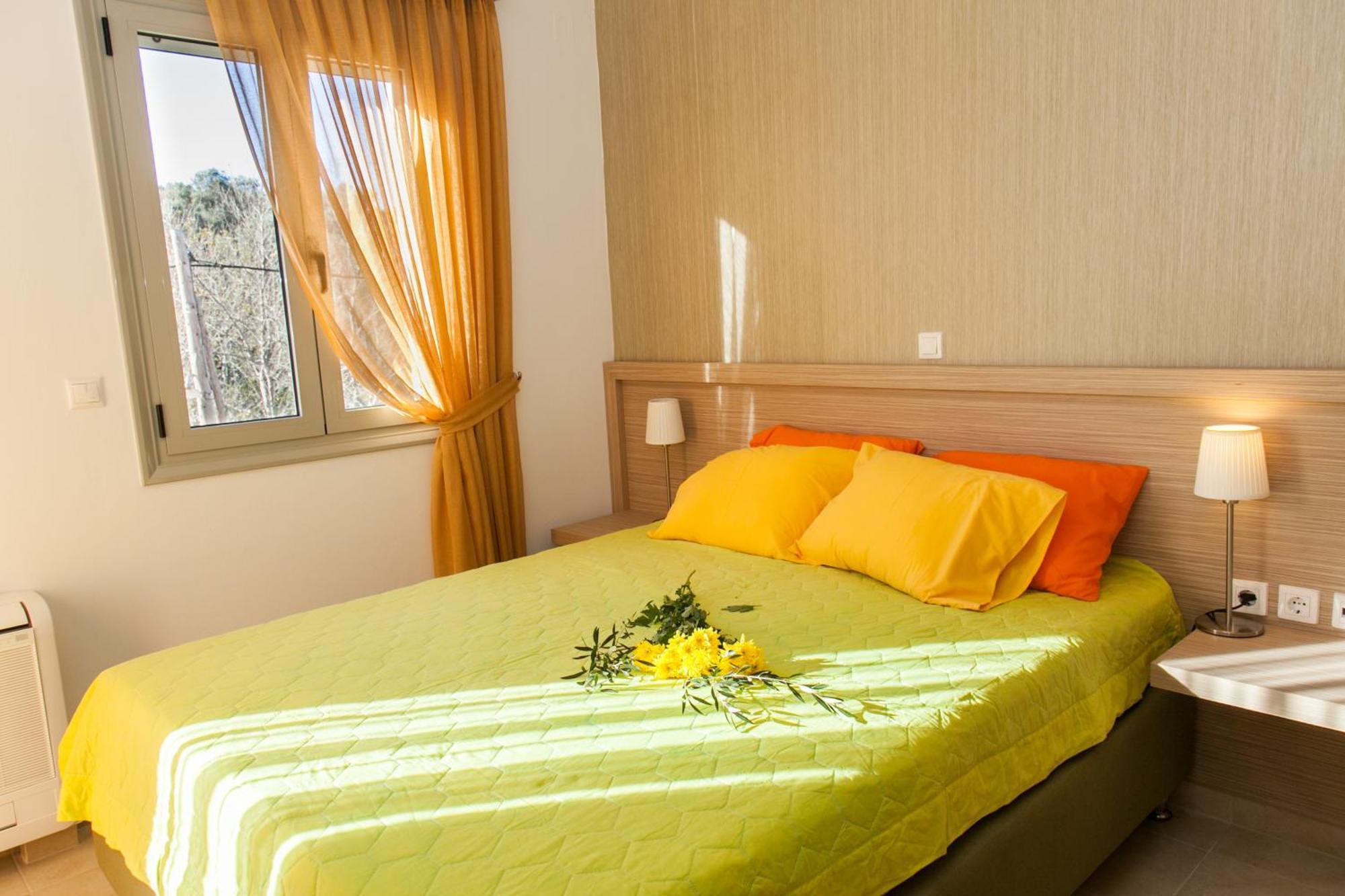 Loutra Resort Room photo